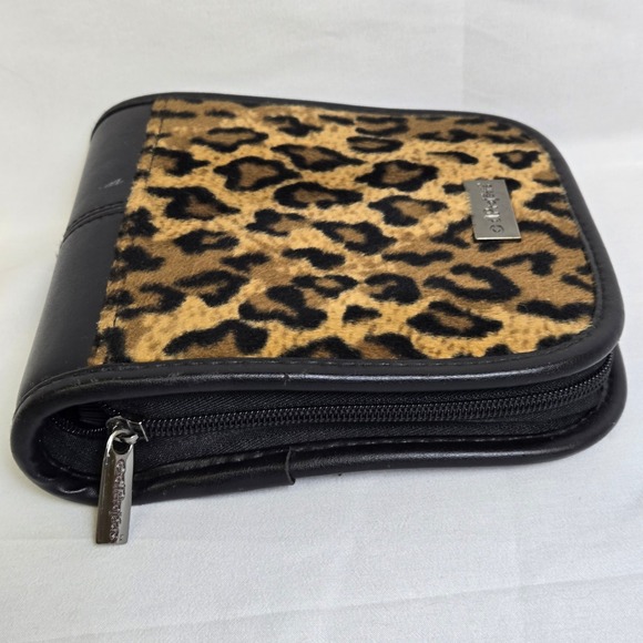 Vtg y2k CD Projects 24 Disc Wallet Case, Zip Around, Leopard Print, CCAN-24 - Picture 12 of 14